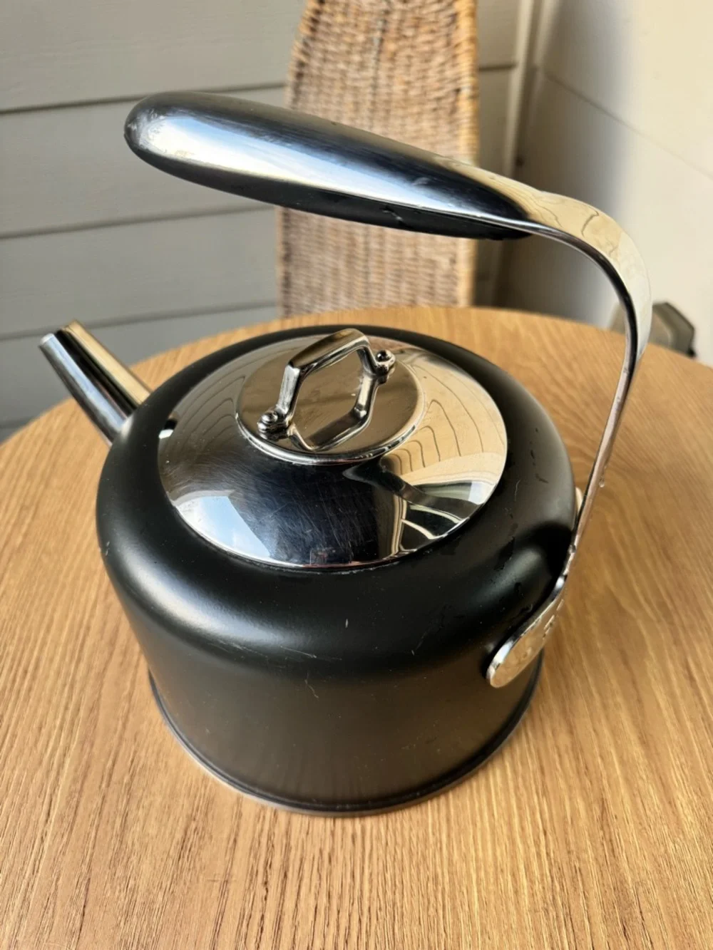 ALL CLAD Teakettle with Chrome Handle Charcoal Grey Whistling